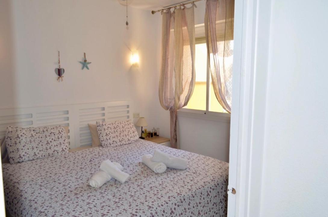 Apartament Carihuela Un Dormitorio Junto Al Mar Torremolinos Zewnętrze zdjęcie