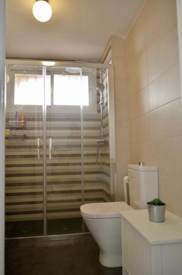 Apartament Carihuela Un Dormitorio Junto Al Mar Torremolinos Zewnętrze zdjęcie