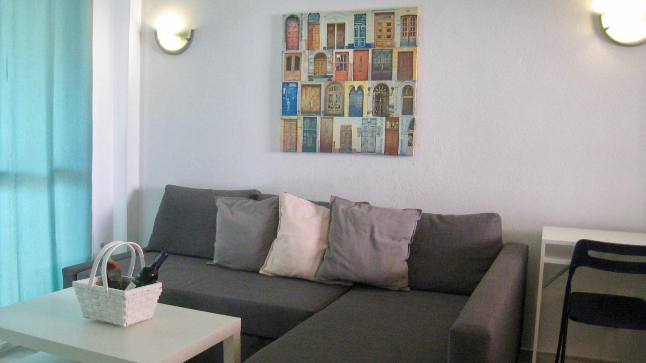 Apartament Carihuela Un Dormitorio Junto Al Mar Torremolinos Zewnętrze zdjęcie